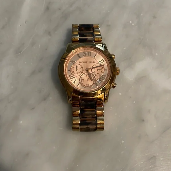 Michael Kors | Accessories | Michael Kors Tortoiseshell And  display picture 3
